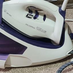 TEFAL GV 8330 Pro Express Control Steam Ironing Station 2200 Watts 5.5 Bar Iron

in good clean condition 

in working order 

can be seen working 

collection please 

Blackburn bb21pq