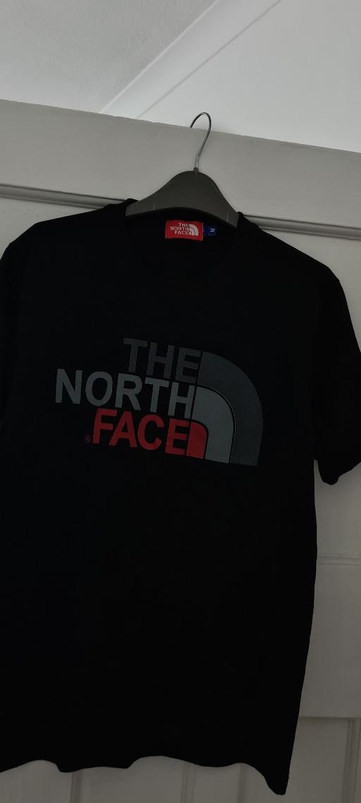 Buy & Sell South East London Croydon - Photos for The North Face T-shirt