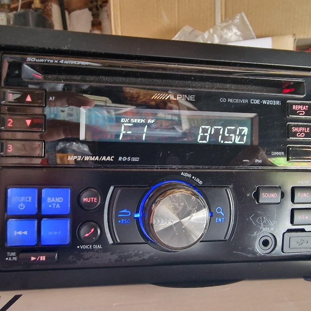 ALPINE CDE W203RI DOUBLE DIN STEREO

USB, AUX, RADIO ETC

GOOGLE MODEL FOR FULL SPECS

INCLUDES CAGE, ISO LEADS AND SURROUND

TESTED AND FULLY WORKING

GRAB A BARGAIN

PRICED TO SELL

COLLECTION FROM KINGS HEATH B14  OR CAN DELIVER LOCALLY

CALL ME ON 07966629612

CHECK MY OTHER ITEMS FOR SALE, SUBS, AMPS, STEREOS, TWEETERS, SPEAKERS - 4 INCH, 5.25 AND 6.5 INCH