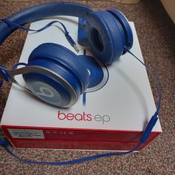 Beats headphones blue spare & repair
come with original box 
faulty not working