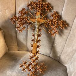 Holzkreuz Jesus mit Stacheln