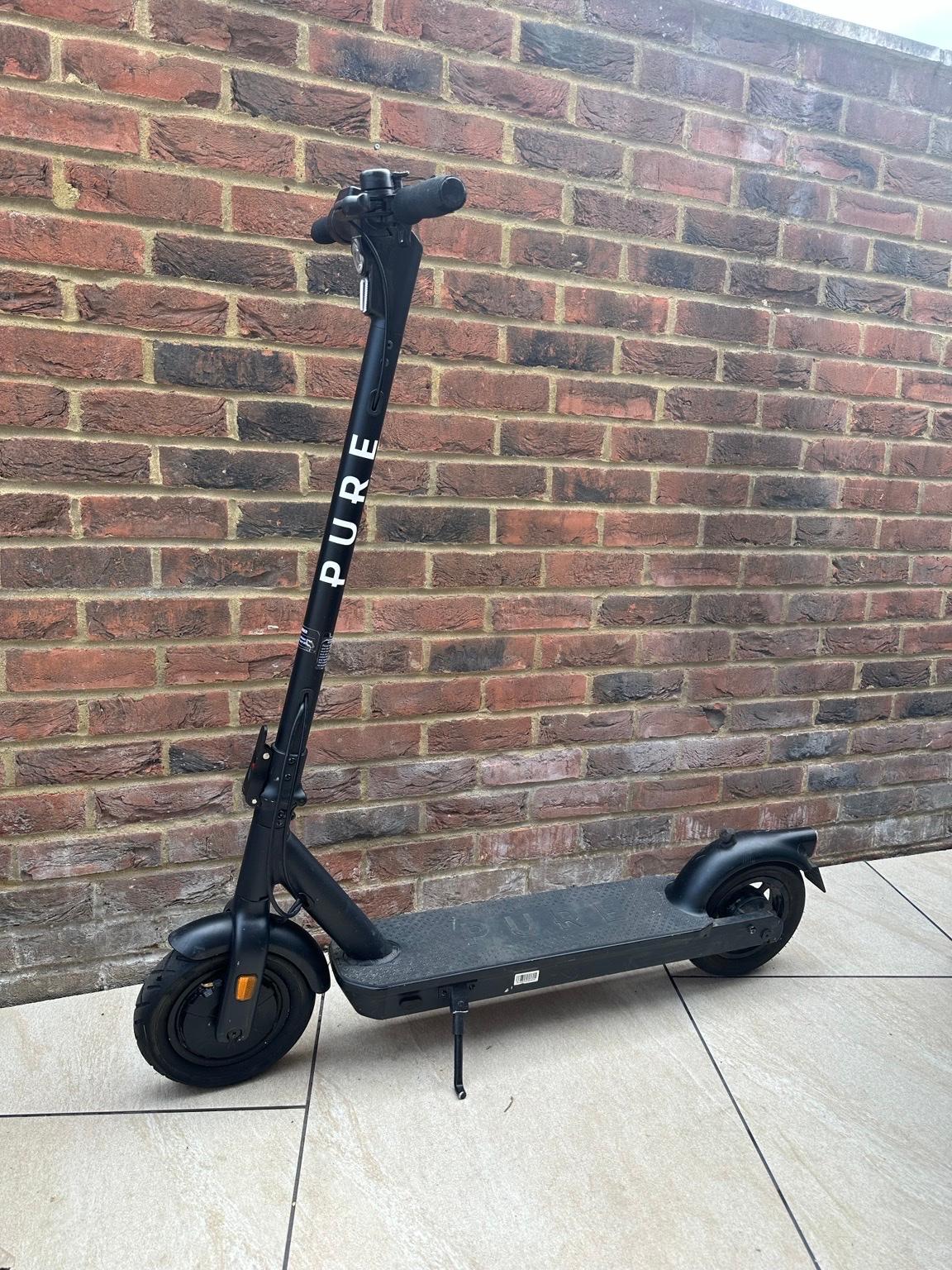 Pure Air Pro 1st Gen Electric Scooter in DA11 Gravesham for £300.00 for