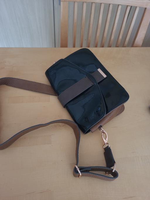 Buy & Sell South Yorkshire Sheffield - Photos for clarks leather shoulder bag