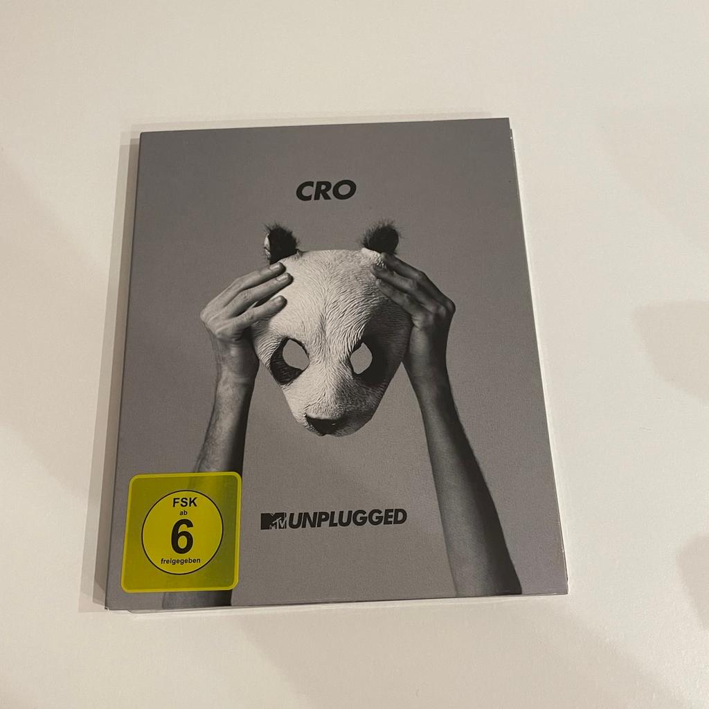 Bluray
DVD (in Folie)
CD Version (in Folie)
Versand 2,20€