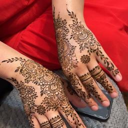 exclusive henna designs using organic henna. price depends on the design message for more details. check my other designs 
Insta : Hennabyayesha786