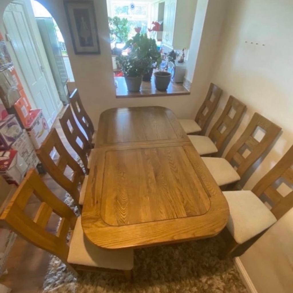 It’s like new, only selling it cos I’m moving out.
It has got 8 chairs, the table can be opened and it is oak.