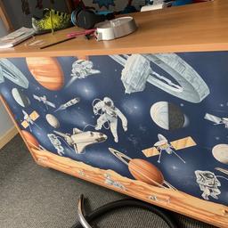 Lovely 4ft wide space themed storage unit on wheels. Measurements are width 122cm, depth 45cm height 75cm. Does not dismantle. Collection only Blackheath High Street. B65 8