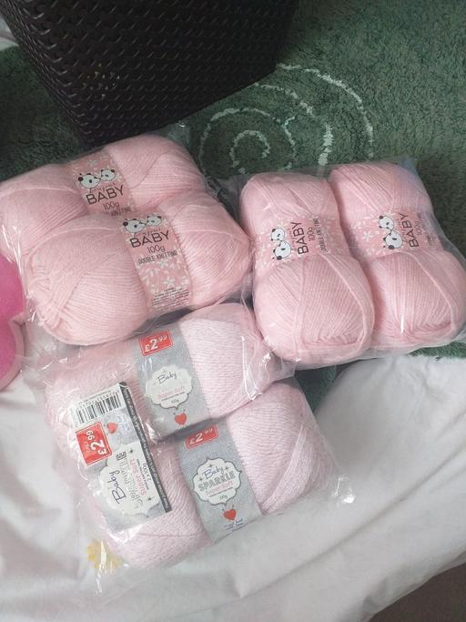 Classes West Yorkshire Wakefield - Photos for 600grams baby double knit wool new