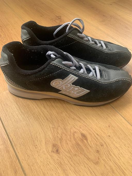 Buy & Sell Essex Thurrock - Essex - Photos for DKNY Trainers