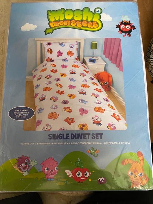 Buy & Sell Hertfordshire Hertsmere - Photos for Moshi Monsters Duvet set