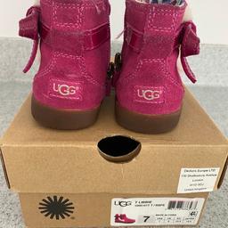 Ugg boots pink with side zips , fully lined, size uk 6 ( toddler) minimal signs of wear