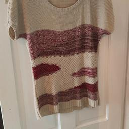 Jumper by Oasis. Very loose fitting. Good condiiton one click; shown in picture.
Very big size 8.