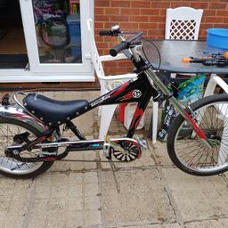 Schwinn Stingray Bike in good condition and working fine. Grab yourself a bargain. Any questions please message me on 07949607677. Cash on collection only from close to junction 11 of the M1 opposite Luton and Dunstable hospital.