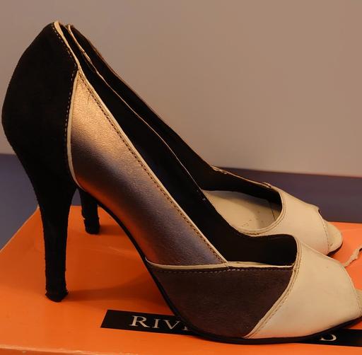 Buy & Sell Tyne and Wear South Tyneside - Photos for Patent Leather Peep Toe Shoes by River Island