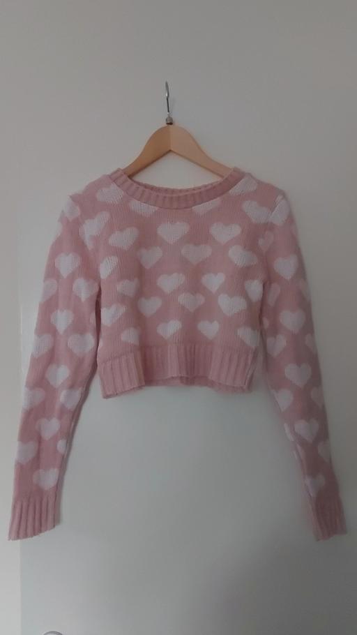 Buy & Sell Surrey Spelthorne - Photos for Pink Heart Print Crop Jumper