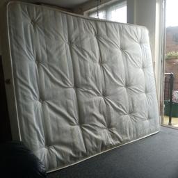 king size mattress 
used but good condition

letting it go due to changing down to single 

free to collect
Wrexham