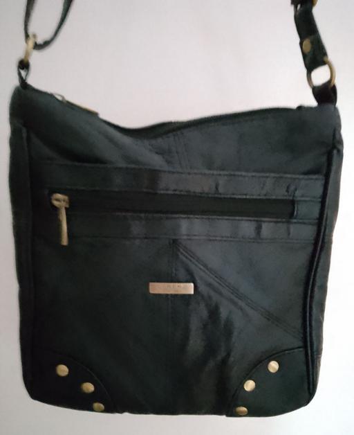 Buy & Sell West London Hillingdon - Photos for Lorenz Soft Leather Slim Zipped Bag