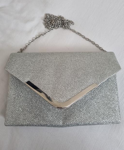 Buy & Sell Leicestershire Leicester - Photos for Brand new Clutch Bag