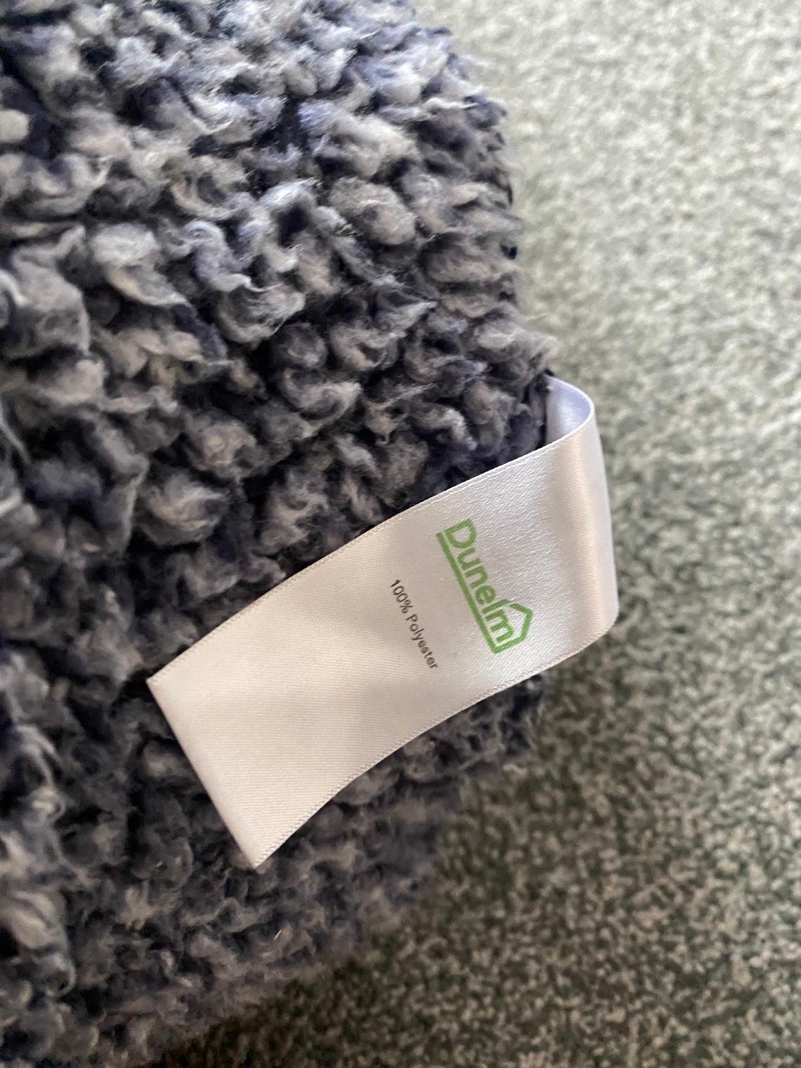 Extra large teddy bear Dunelm throw in B32 Birmingham für 5,00 £ zum