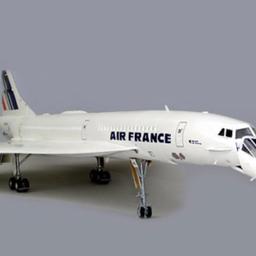 Verkaufe die Concordé Air France.
Sie hat eine Länge von 87cm.
Den Karton habe ich noch, die Concorde ist ausgepackt.
Sie ist sehr Geflegt,keine Kratzer, keine Schäden nichts!
