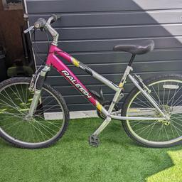 Raleigh loxley best sale womens hybrid bike