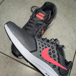Neuwertige Nike Schuhe
Nike Running
👉FESTPREIS 👈
Grüße 38
Nur an Selbstabholer
Kein Umtausch oder Rücknahme