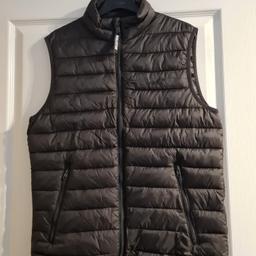 mens gilet size small 
like new 
collection only