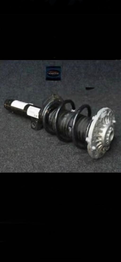 Vehicles West Midlands Wolverhampton - Photos for bmw 1,3 series suspension front rh full leg