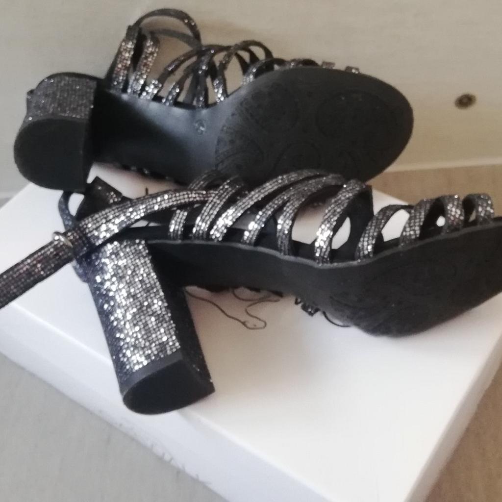 Ladies black sparkly shoes size 7,collection only Thornley