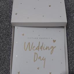 Brand New Wedding Photo Album Book With Original Box. Could Also Be A Perfect Wedding Gift.