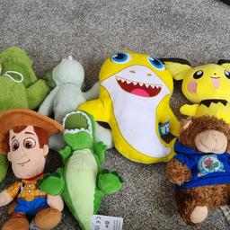 mixed cuddly toys as seen on pic

Good condition