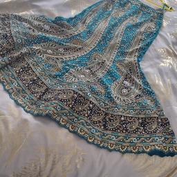 indian bridal lengha
top skirt and large dupatta
beautiful turquoise
heavy stonework
fish tail skirt

worn once for afew hours

collection only
