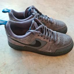 Nike Air Force 1s - Size 9

Suede grey with light reflective Nike tick.

Excellent condition, rarely worn.

Purchase for £115 in April.