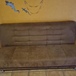 Verkaufe ein Sofa mit schlaffunktion,Farbe Braun(gebraucht)Zum selbstabholen
Höhe 90cm
Breite 55cm
Läng 190cm

Keine Garantie und Rücknahme