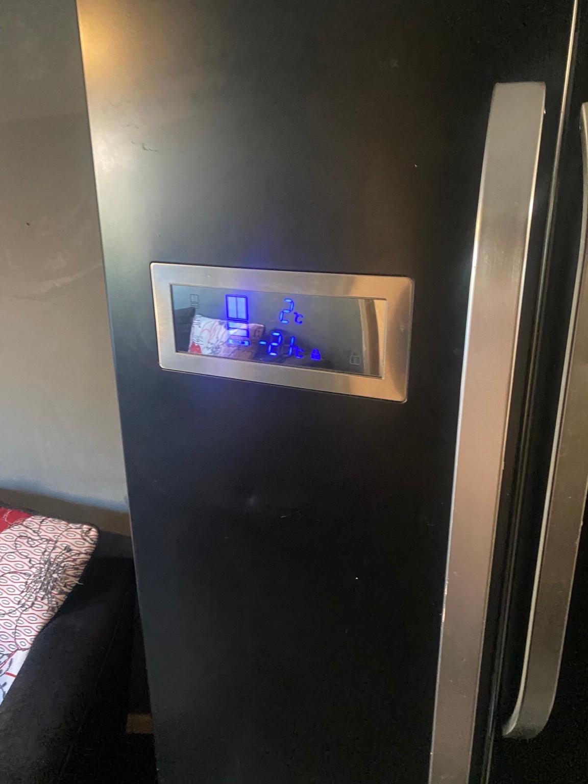 Hotpoint fridge freezer in LS1 Leeds for £300.00 for sale Shpock