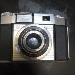 Kamera mit original Stativ , Original  Blitz  und Original  Lederetui