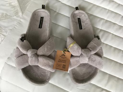 Buy & Sell West Midlands Dudley - Photos for Woman’s Pretty You London Slippers