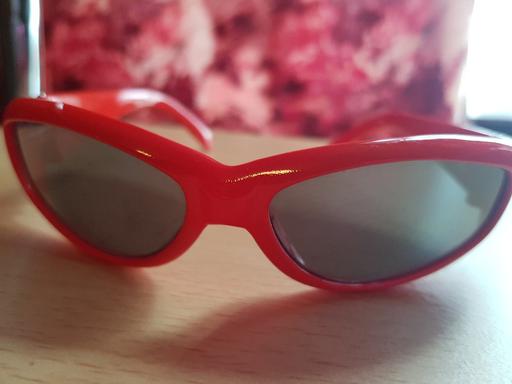 Buy & Sell Nottinghamshire Ashfield - Photos for Red sunglasses