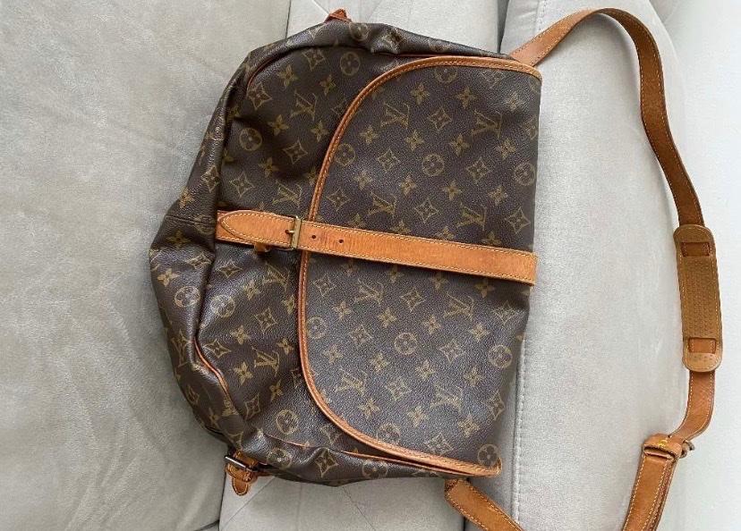 Louis Vuitton set im Angebot  Kleidung & Accessoires auf Shpock AT