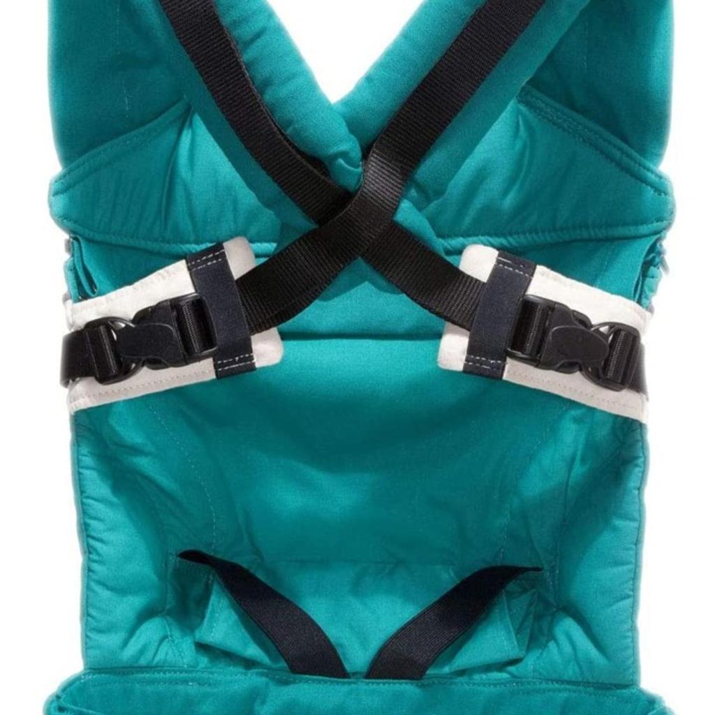 • Ergonomic design for men & women: Soft padded shoulder straps (multiple adjustable) & anatomically shaped stable hipbelt (fits hips from 64cm to 140cm) ensure balanced weight distribution. No waist-belt extension needed

• Three carrying positions: front carry, hip seat & back-pack carry, M-Position guaranteed, acknowledged as hip-friendly baby carrier (Hip Dysplasia Institute)
• Suitable for infants from 3.5kg & toddlers up to 20kg.
• Target gender: unisex

• Colour: blue
• Never used: new + instructions book, without box