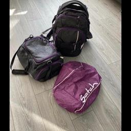 Satch Schulrucksack (schwarz / lila ), Sporttasche, Regenschutz