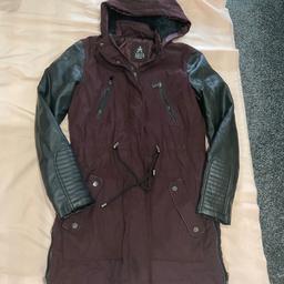 Used: Atmosphere ladies hoody coat jacket size 10 good condition £6
Collection le5