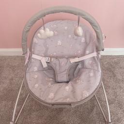 Baby bouncer good condition 3 vibration settings to soothe baby and different lullabies to choose from. Cover can removed and machine washed.