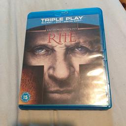 Selling rite bluray which is in good condition no offers collection only no DELIVERY.