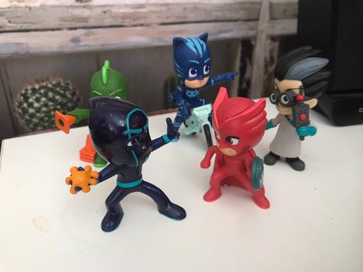 Buy & Sell Northumberland East Hartford - Northumberland - Photos for SMALL BUNDLE OF PJ MASK FIGURES