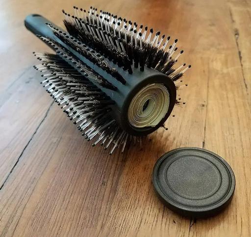 Buy & Sell Angus Strathmartine - Dundee - Photos for Hair Brush With Secret Dash Compartment