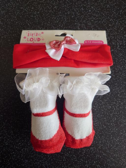 Buy & Sell Leicestershire Charnwood - Photos for Baby girls sock and headband set size 6-12M