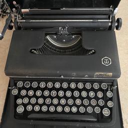 Sehr alte Schreibmaschine