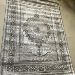 Brand new a beautiful grey rugs size 170x120cm carpet rugs £35