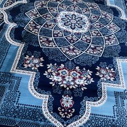 Brand new luxury Isfahan turkish rugs Navy size 300x200cm The finest rugs in all Uk 
Collection le5